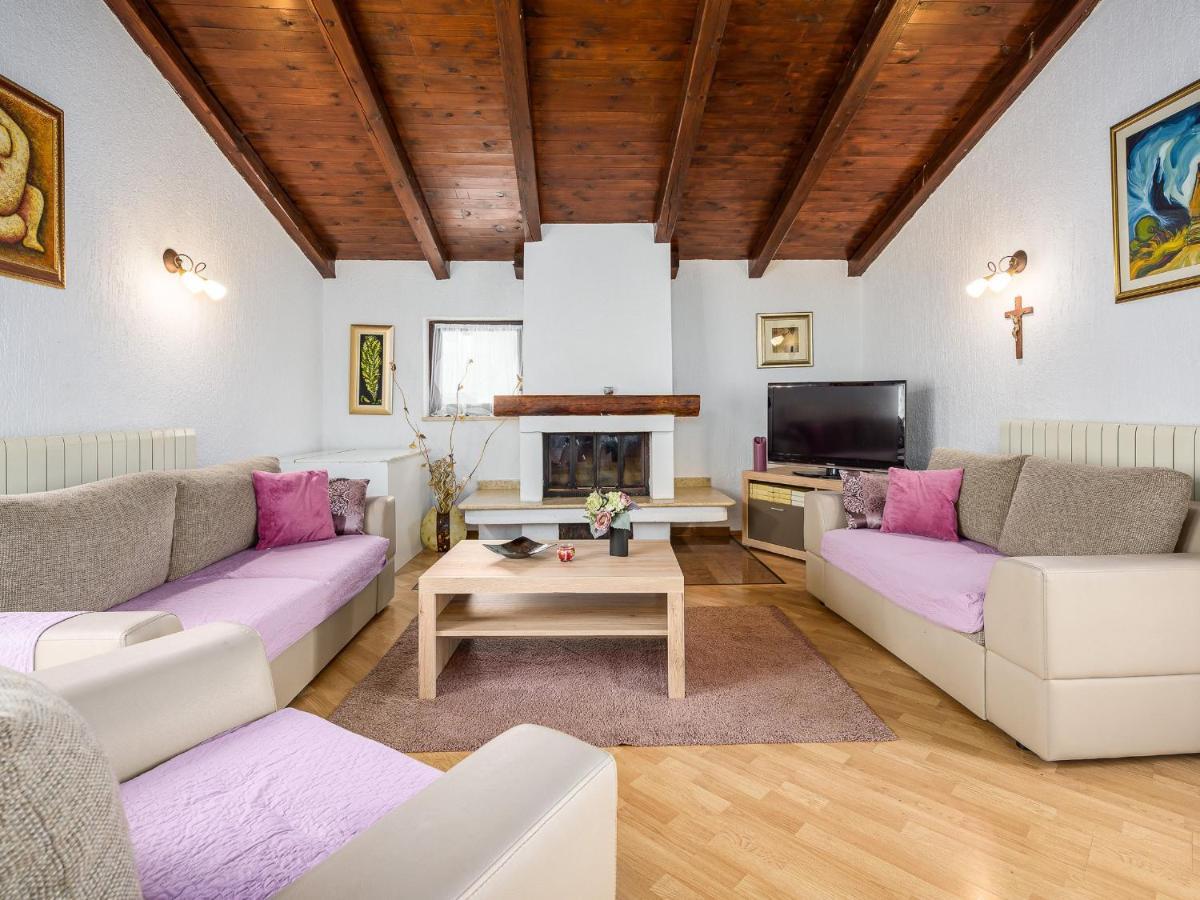 Villa Martimar With Pool And Hot Tub In Istria Rosini Bagian luar foto