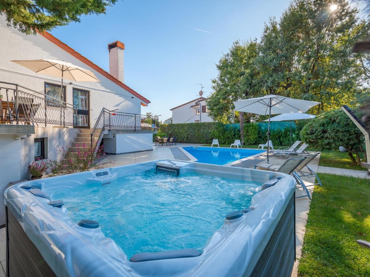 Villa Martimar With Pool And Hot Tub In Istria Rosini Bagian luar foto