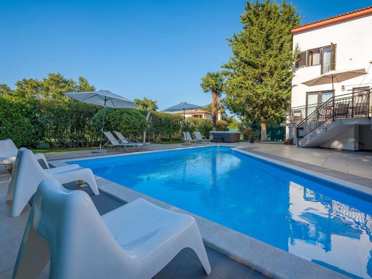 Villa Martimar With Pool And Hot Tub In Istria Rosini Bagian luar foto