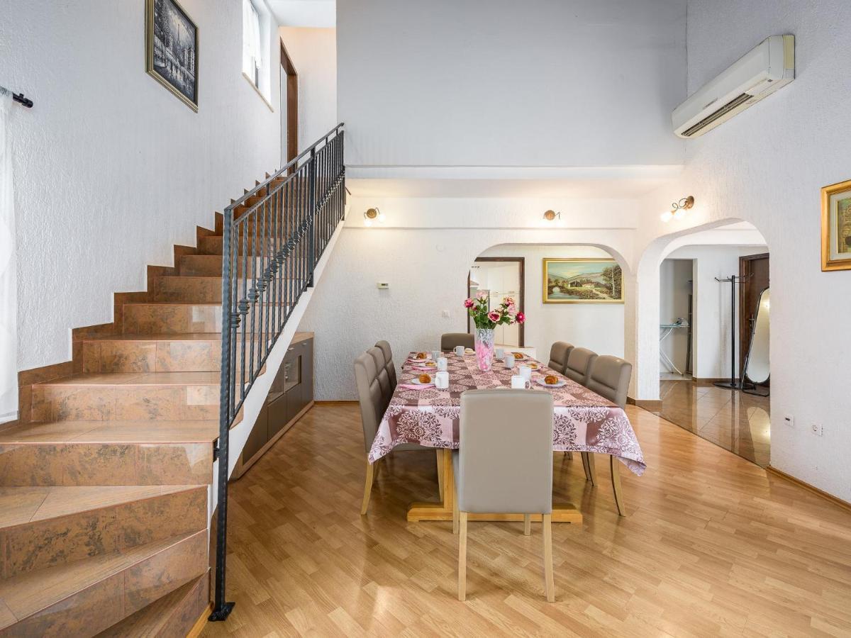 Villa Martimar With Pool And Hot Tub In Istria Rosini Bagian luar foto