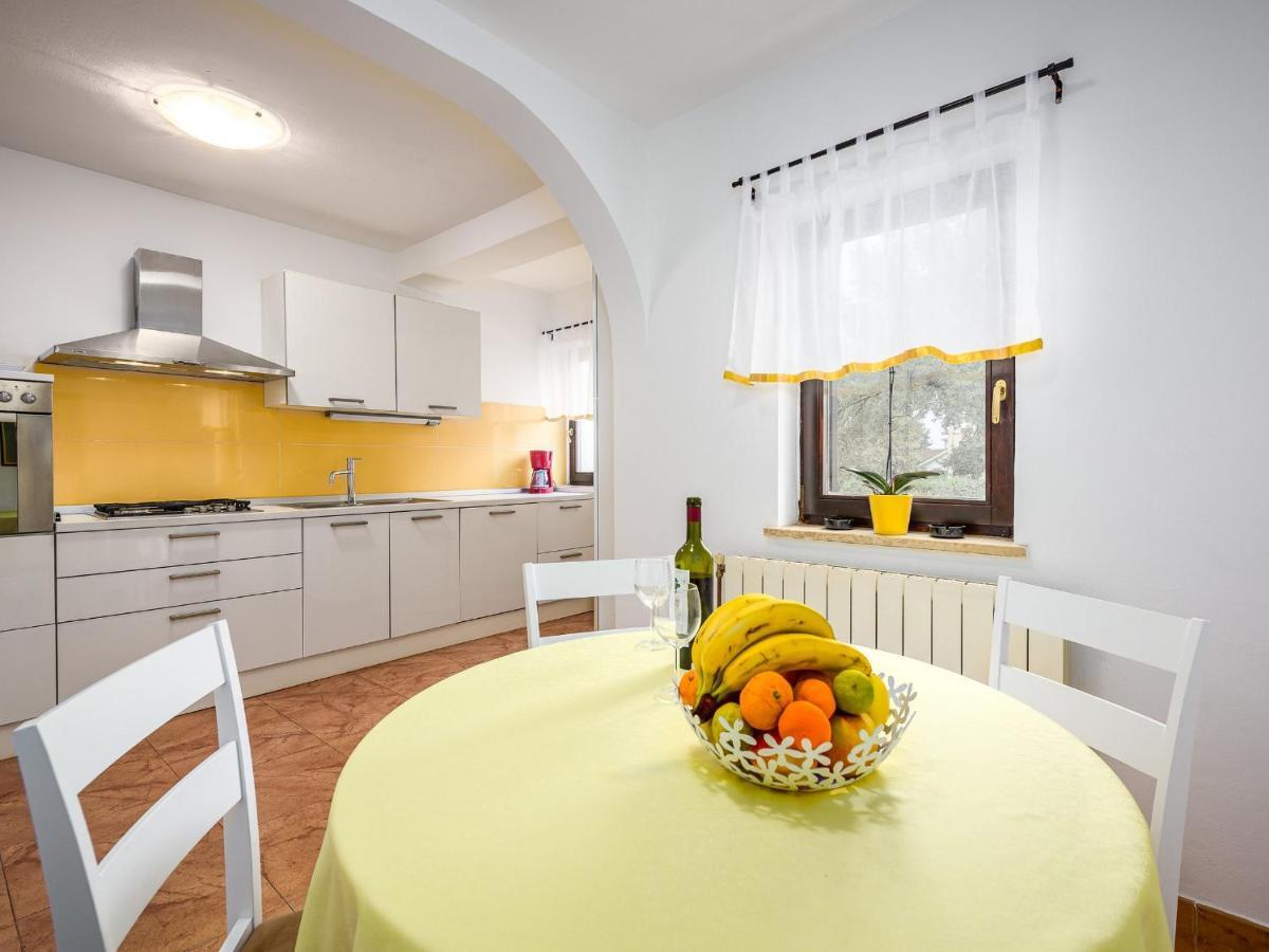 Villa Martimar With Pool And Hot Tub In Istria Rosini Bagian luar foto