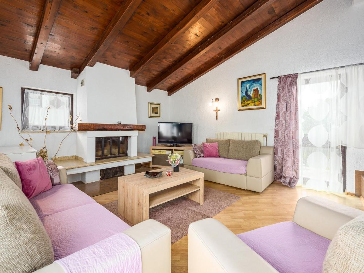 Villa Martimar With Pool And Hot Tub In Istria Rosini Bagian luar foto